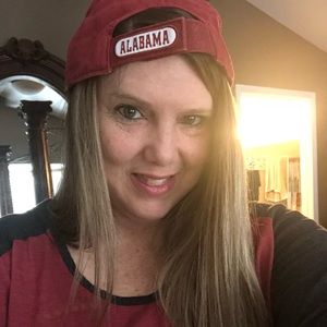 Meet your Posher, Carrie